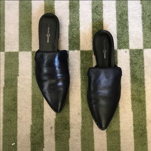 Treasure and bond black mules